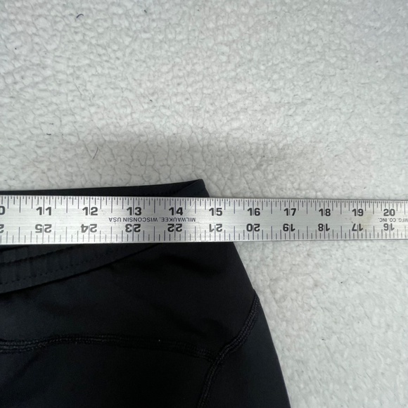 Women’s XL Black Moving Comfort Leggings - Picture 15 of 15